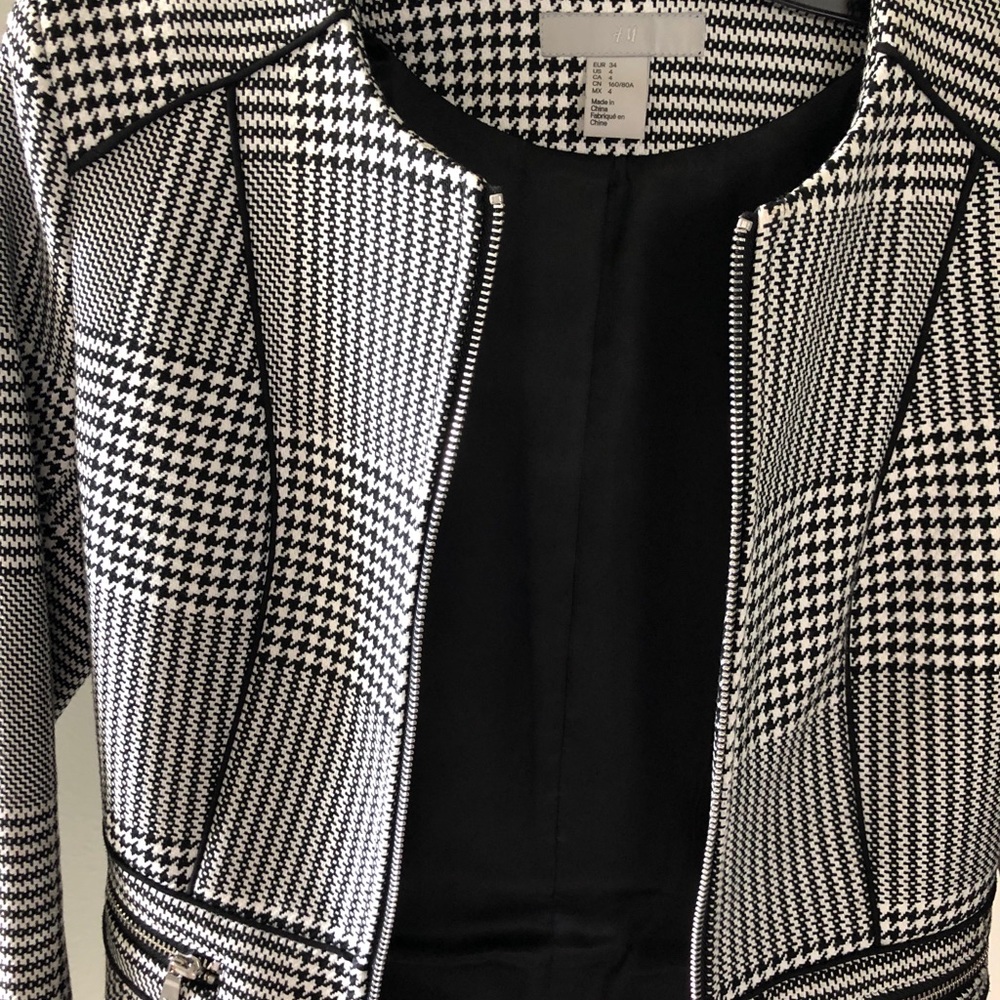 H&M Matching Houndstooth Jacket And Skirt Suits - image 5